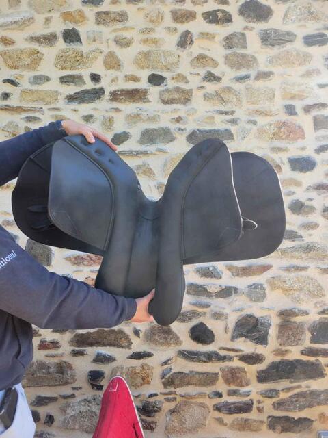 selle cuir 17"5