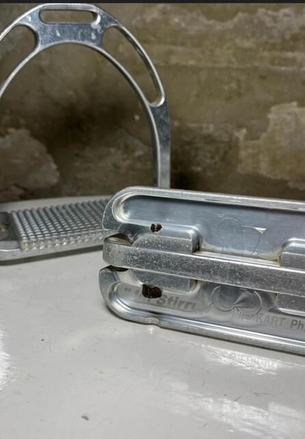 étriers jin stirrup