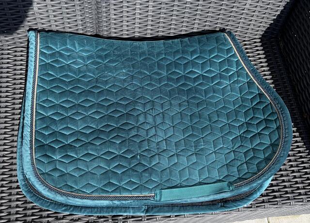 Ensemble tapis+ bonnet Kentucky