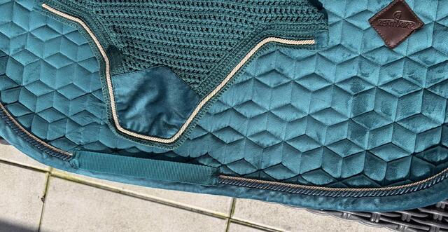 Ensemble tapis+ bonnet Kentucky