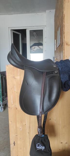 Selle de dressage teckna