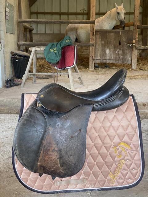 Lot de 3 selles