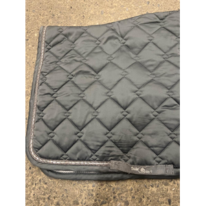 tapis gris à strasses