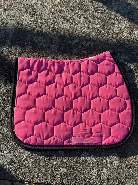 tapis equidees rose fushia