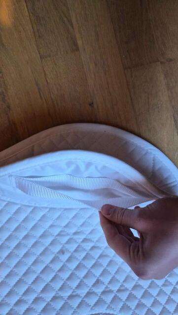 Tapis de selle / blanc / équitation / cheval / amortisseur