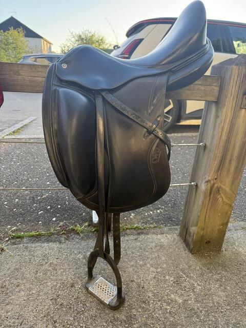 Selle Dressage CWD