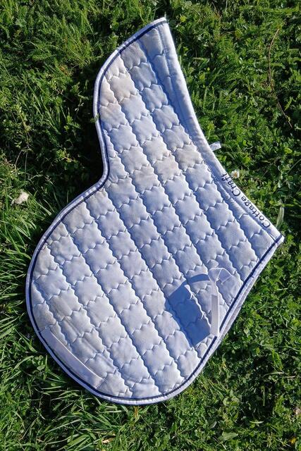 Tapis hunter en forme bleu ciel