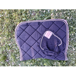 ensemble concours noir et burberry