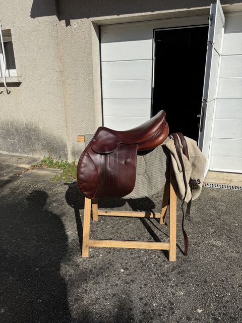 Selle de saut d'obstacle Hermès Cavale