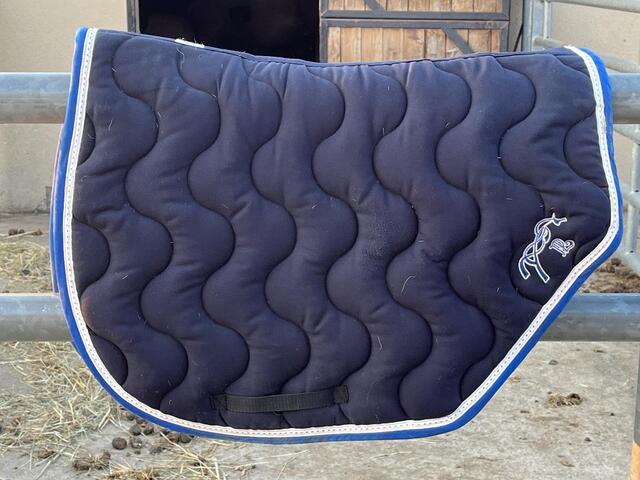 Tapis Pénélope bleu marine