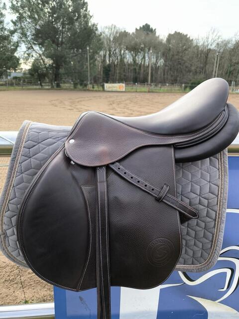 Selle Forestier 17,5 SEOUL 2025