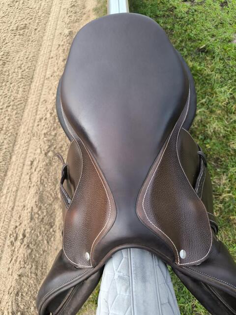 Selle Forestier 17,5 SEOUL 2025