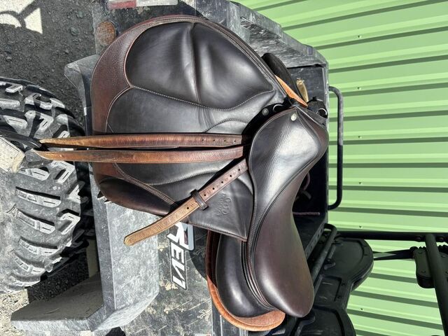 selle devoucoux Chiberta 17’