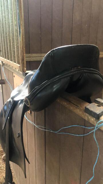 Selle noir