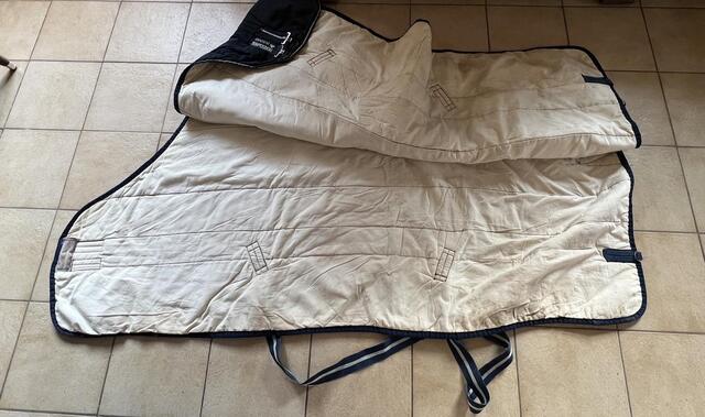 Horseware, Couverture, 145