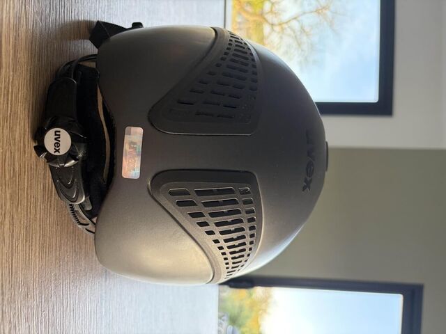 Bombe Uvex Exxential