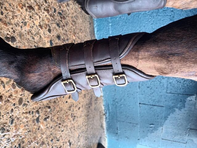 GUETRES CROSS CUIR