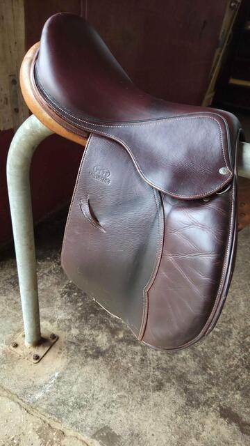 selle Devoucoux