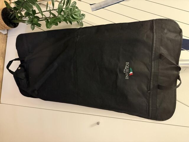 Frac dressage equiline noir 36