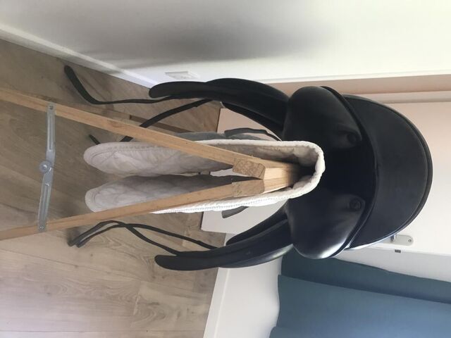 Selle dressage Equipe Emporio 17,5