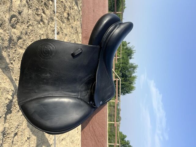 Rare selle mixte Forestier noire 16.5 2A