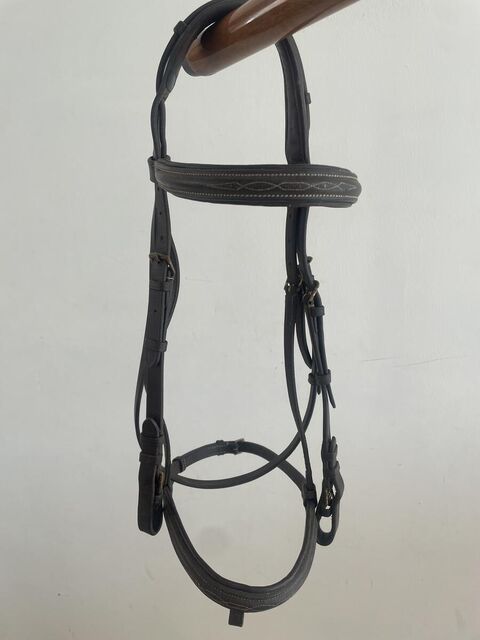 Bridon Chetak marron Cob
