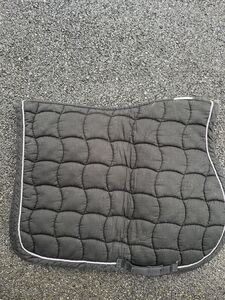 Tapis noir