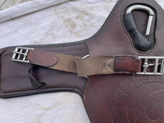 Sangle bavette courte Forestier 60cm cuir havane