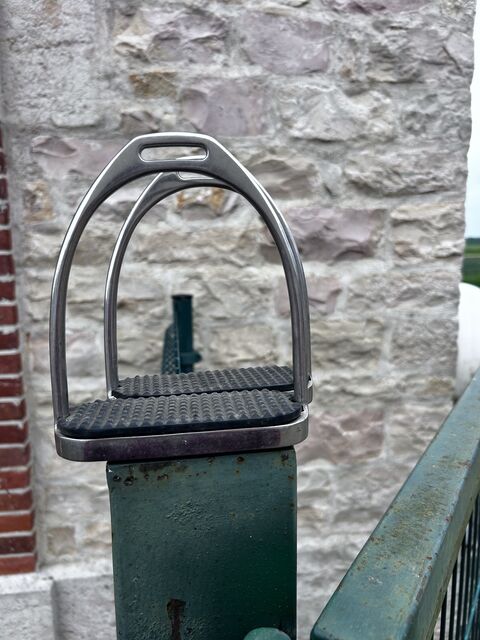 Étrier en aluminium fouganza