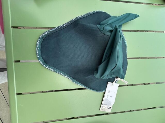 bonnet