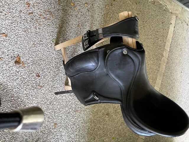 Selle de Dressage