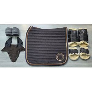Ensemble complet gris taille cheval quasi neuf