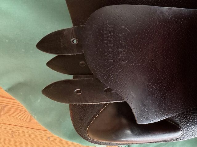Selle Devoucoux Oldara 17,5 – Très bon état