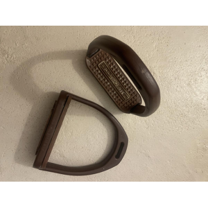 Etriers Compositi "Profil" marrons