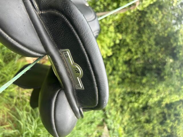 Selle Bates mixte 17,5
