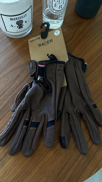 Gants Racer modèle Tradition coloris chocolat