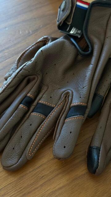 Gants Racer modèle Tradition coloris chocolat