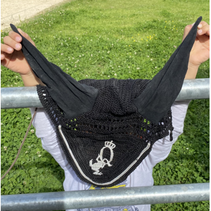 bonnet Frog Save The Queen noir et blanc