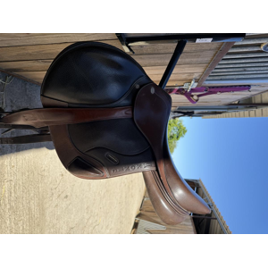 Selle Monoquartier Ikonic 17,5