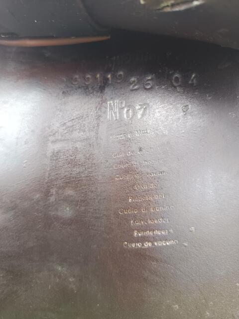 Selle fouganza mixte en cuir 17 pouces