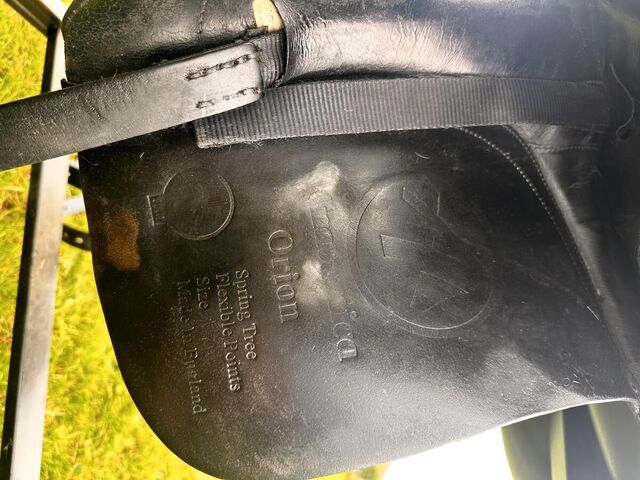 Selle dressage cuir