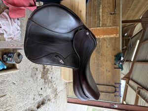 Selle Equipe Synergy