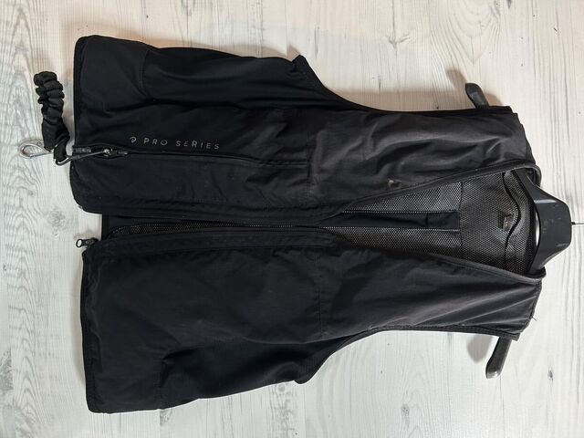 Airbag Equithème noir pro series