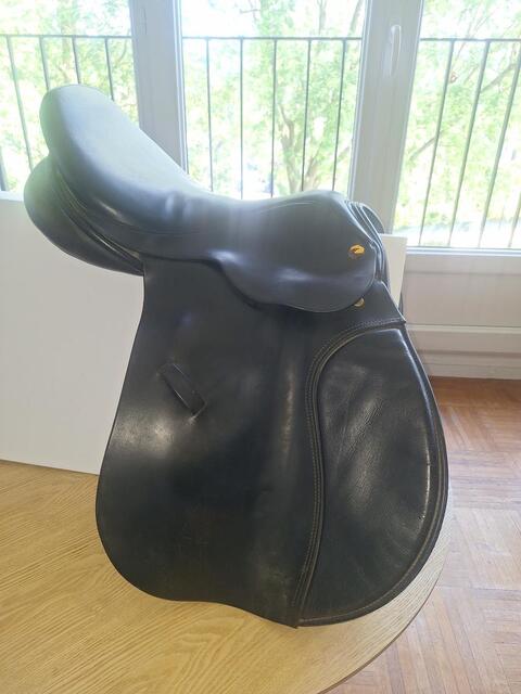 Selle Mixte Noire 17.5, marque Allures