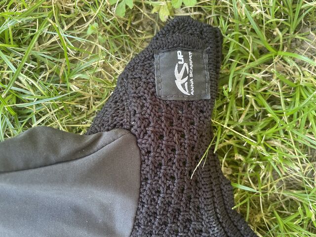 Bonnet Long Anna Scarpati noir