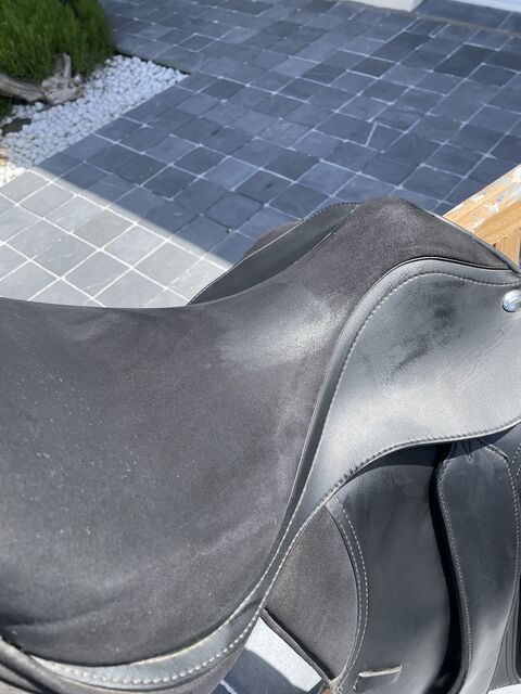 selle dressage T4 17,5 haut garrot