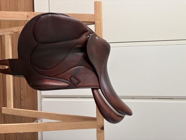Selle Devoucoux Chiberta S 17" (2022) - Havane / D3D