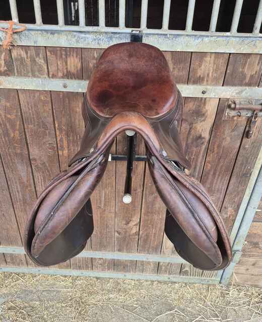 Selle Antarès 17.5
