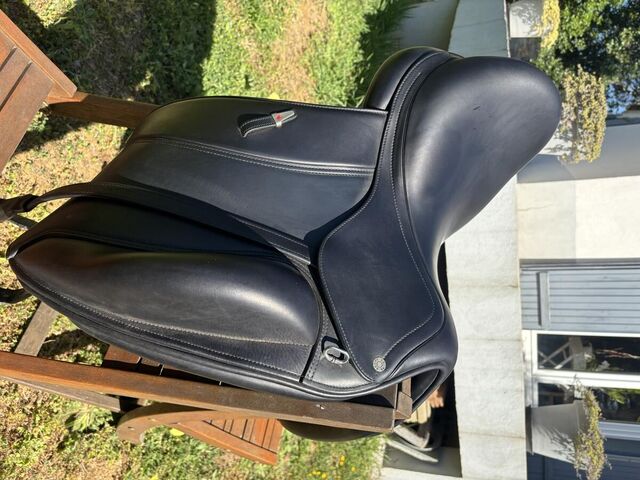 Selle de dressage Equipe