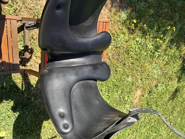 Selle de dressage Equipe